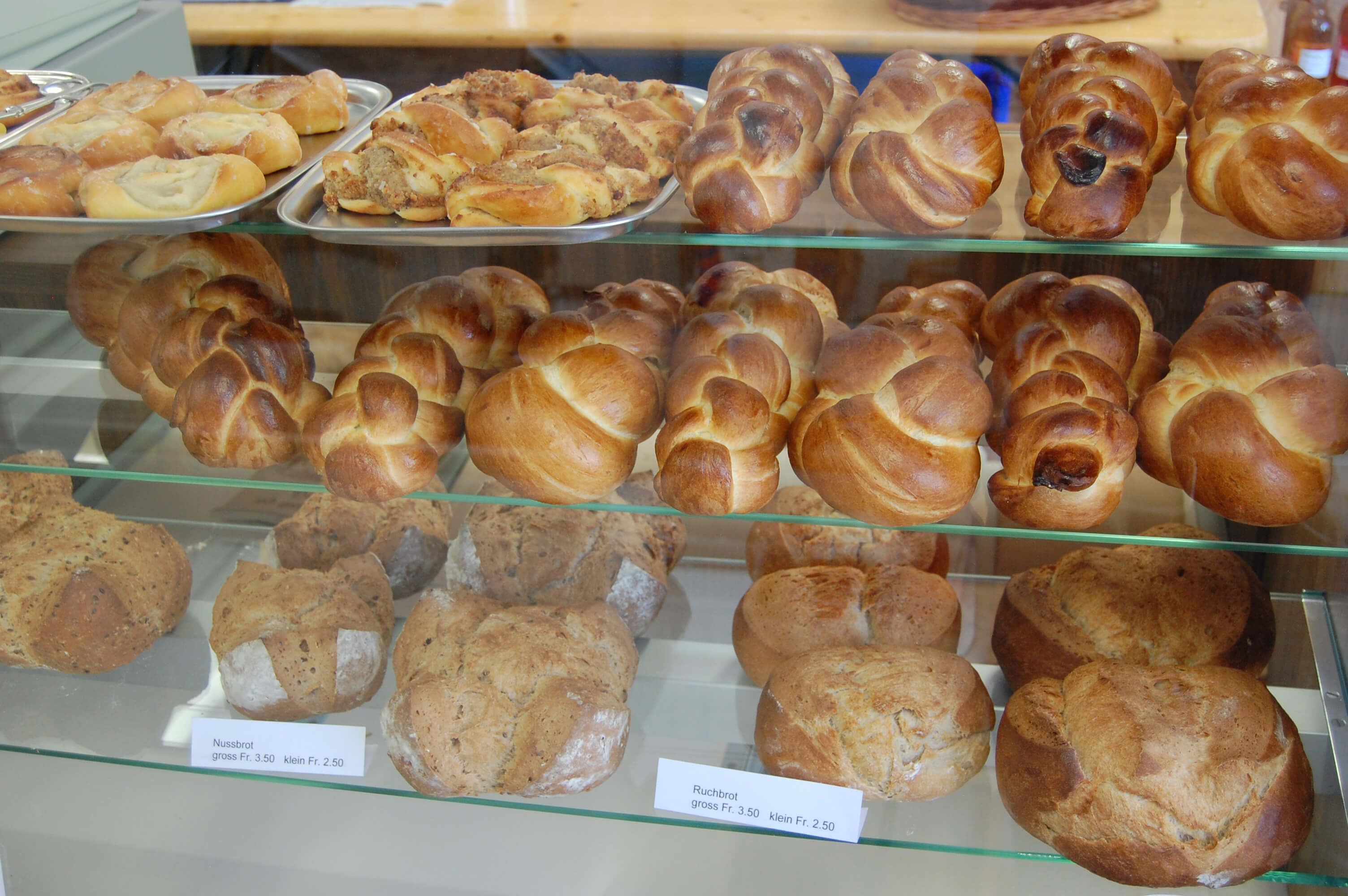 Foto Züpfen und Brot - zum Foto