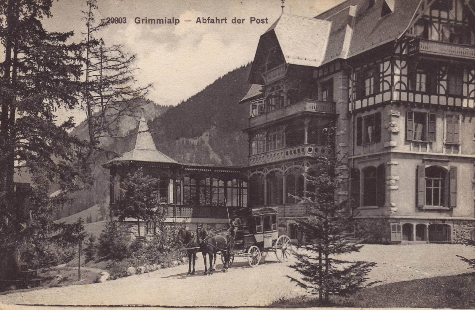 Historische Aufnahme des Grand-Hotels Grimmialp