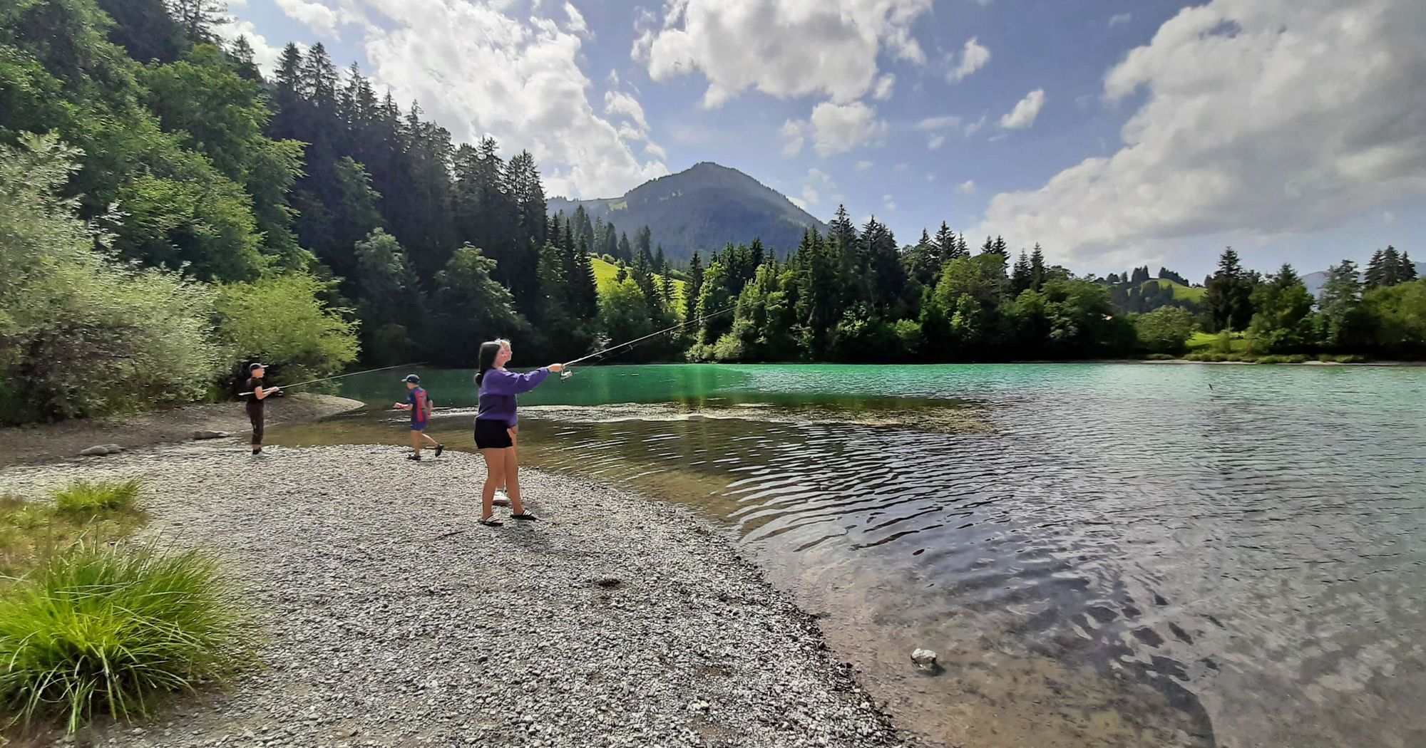 Fischen lernen im Naturpark Diemtigtal
